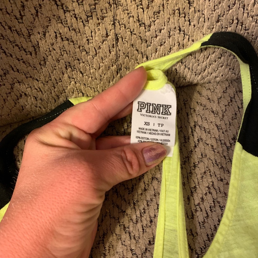 Tanktop - Picture 2 of 2